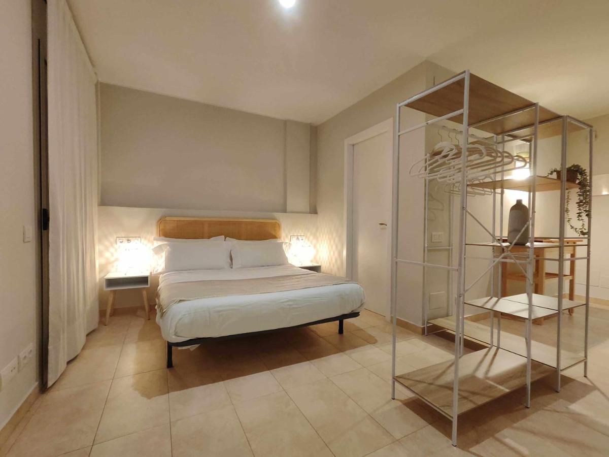 Mazi Apartments Havana Mataró Exteriör bild