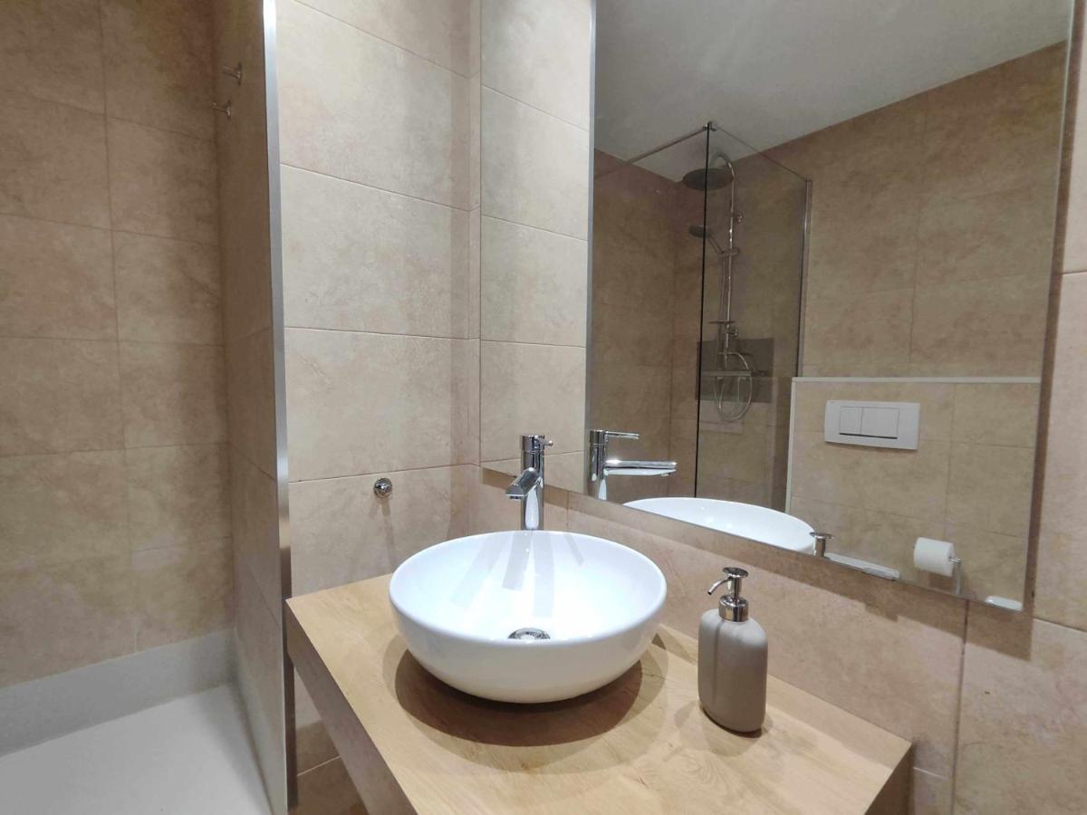 Mazi Apartments Havana Mataró Exteriör bild