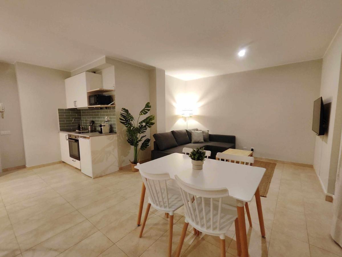 Mazi Apartments Havana Mataró Exteriör bild